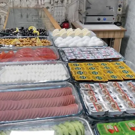 מלון Aziziye קוניה